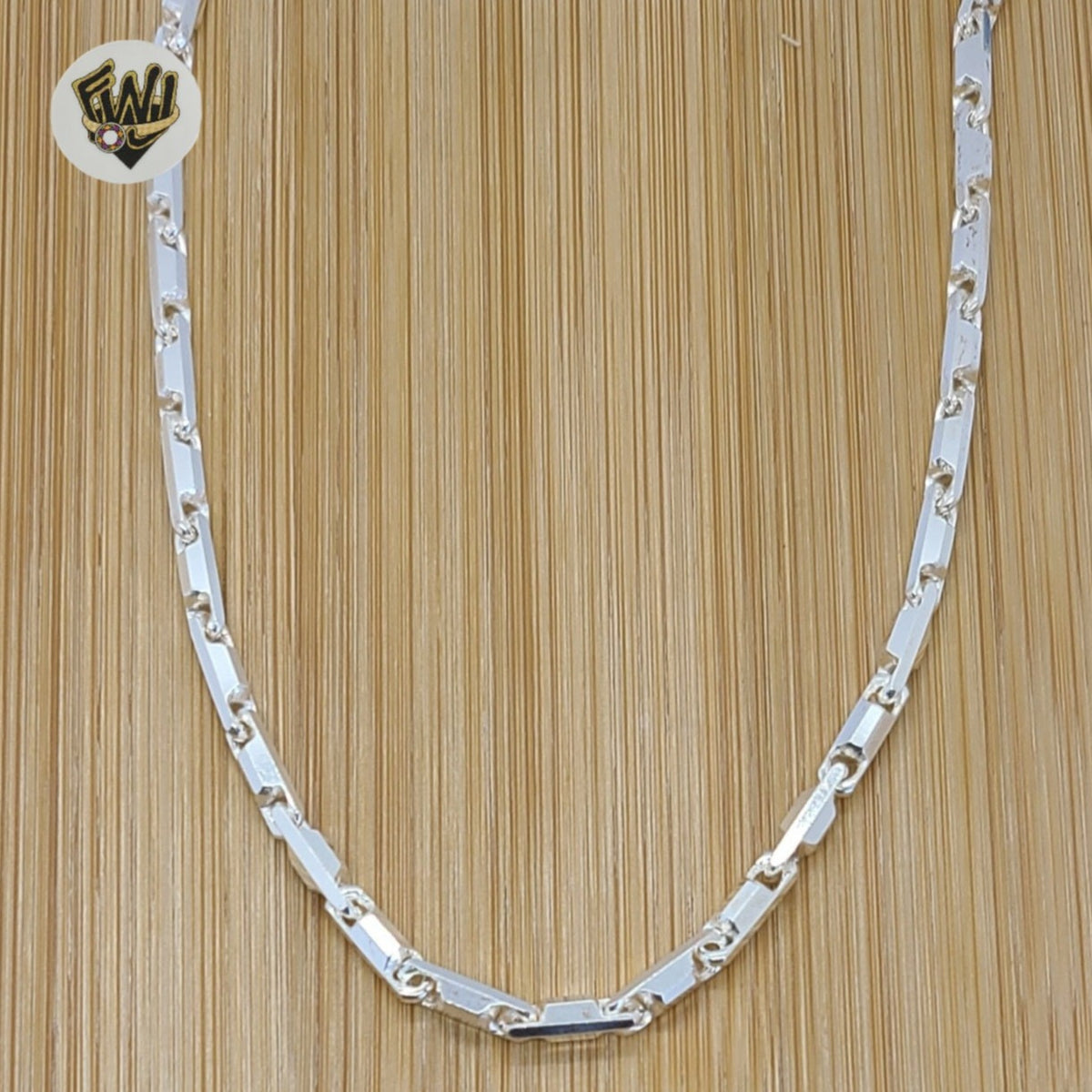 Snapchat-574630192_1200x1200.