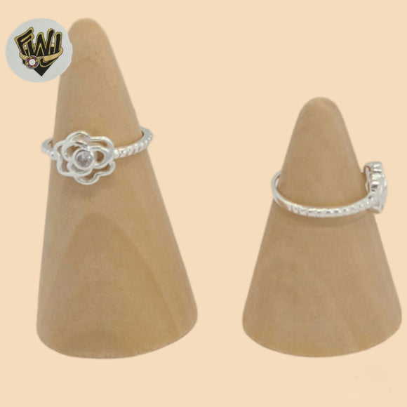 (2-5021-1) 925 Sterling Silver - Flower Zircon Ring.