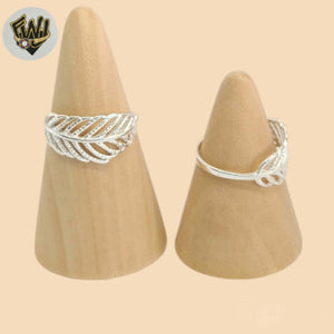 (2-5003) 925 Sterling Silver - Leaf Ring