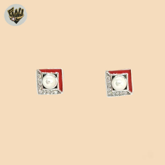 (2-3071) 925 Sterling Silver -Pearl Stud Earrings.