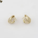 (1-2936) Gold Plated-  Chunky Omega Clip Back Closure Earrings.