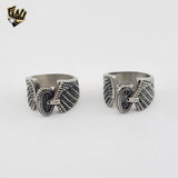 (4-0078) Acero inoxidable - Anillo para hombre con circonitas talladas.
