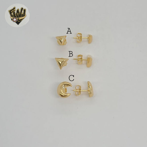 (1-1122) Gold Laminate - Small Stud Earrings - BGF