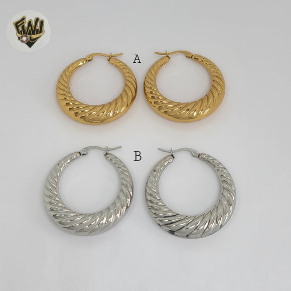 (4-2217) Stainless Steel - Carved Round Hoops.