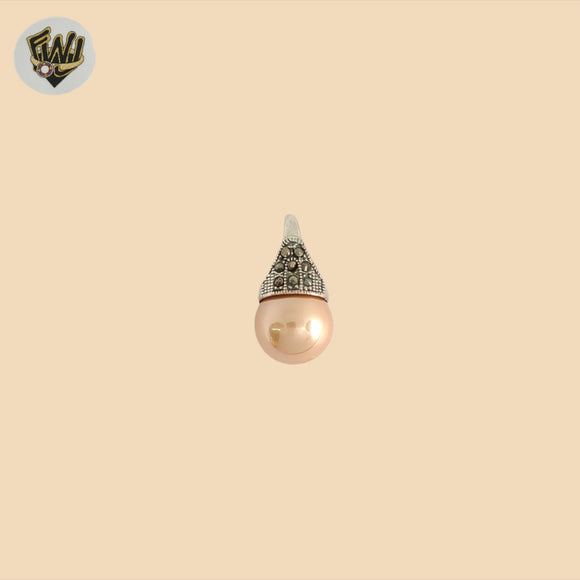 (2-1611) 925 Sterling Silver - Pearl Pendant.