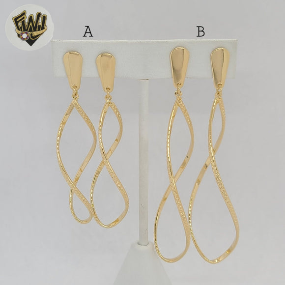 (1-1240) Gold Laminate - Long Carved Earrings - BGF