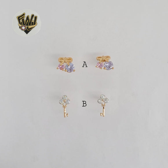 (1-1132) Gold Laminate - Stud Earrings - BGO