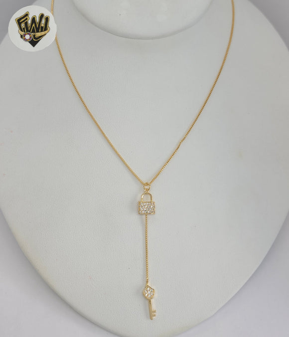(1-6228) Laminado de Oro - Collar largo con llave y candado - BGF