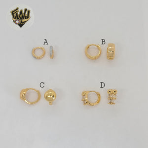 (1-2622-1) Gold Laminate - Small Plain Huggies - BGO