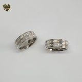 (4-0078) Acero inoxidable - Anillo para hombre con circonitas talladas.