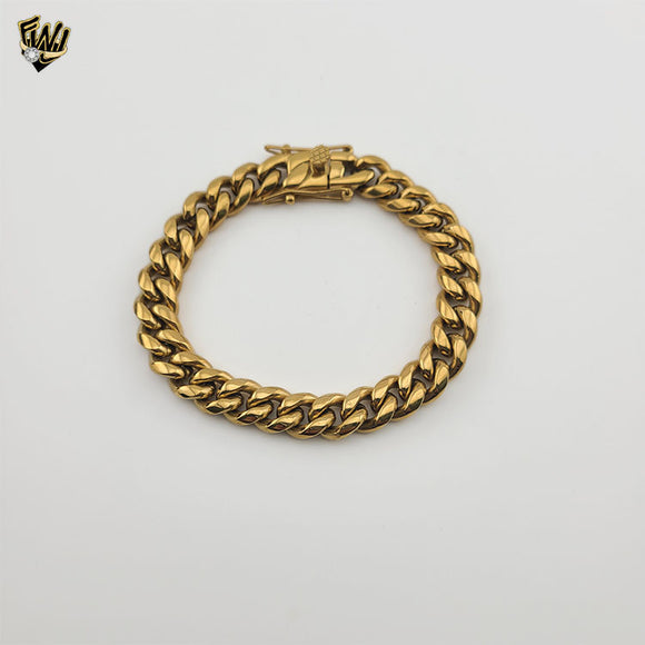 (4-4033) Stainless Steel - 10mm Curb Link Men Bracelet.