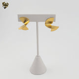 (4-2148) Stainless Steel - Twisted Fan Stud Earrings.