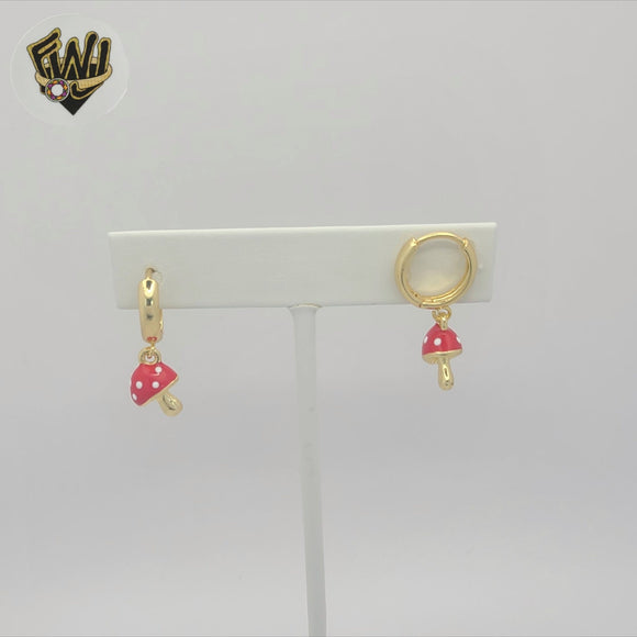 (1-2649-4) Laminado de oro - Pendientes de puño retorcido - BGF