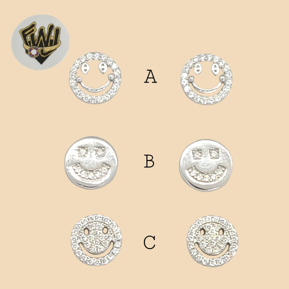 (2-3139) 925 Sterling Silver - Happy Face Stud Earrings. - Fantasy World Jewelry