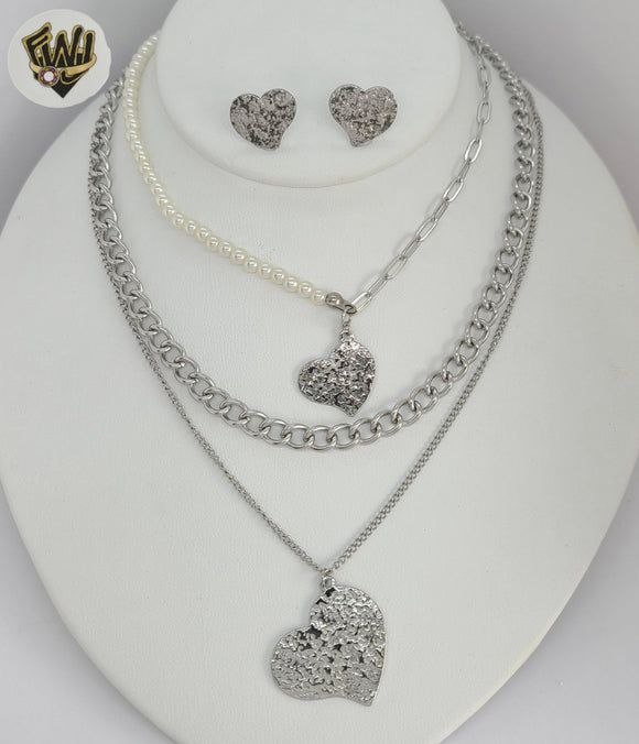 (4-7075) Stainless Steel - 6mm Layering Heart Necklace Set - 16