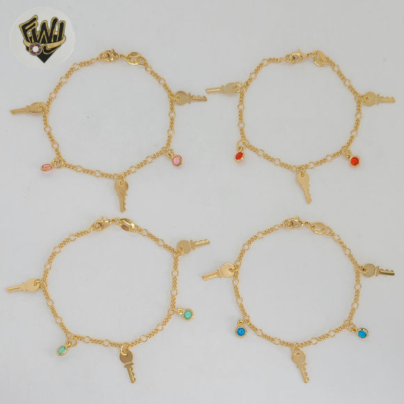 (1-0919) Laminado de oro - Pulsera con dijes de eslabones Figaro de 2 mm - 6