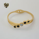 (MBRA-15-P) Stainless Steel - 3mm Circles Bangle.