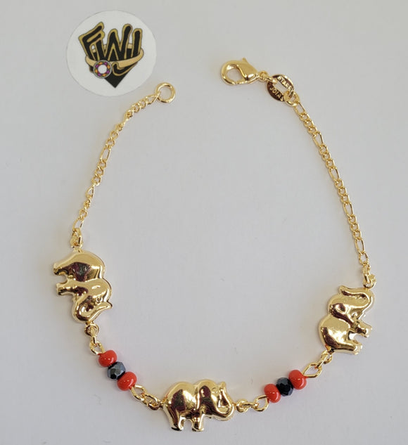 (1-0987-1) Gold Laminate-2mm Figaro Link Bracelet w/ Elephant- 7