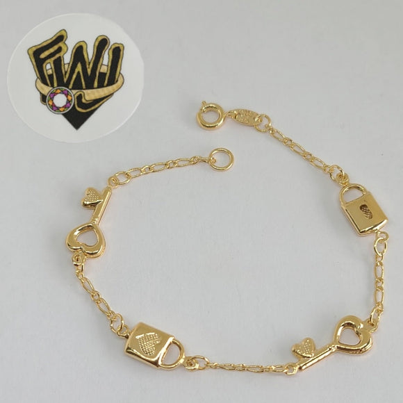 (1-0464) Gold Laminate Bracelet - 2mm Link with Heart, Keys and Locks - 7