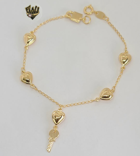 (1-0497) Gold Laminate - 1mm Link Bracelet with hearts- 7.5