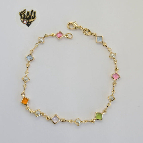 (1-0651) Gold Laminate - 5mm Beads and Pearl Bracelet - 7.5