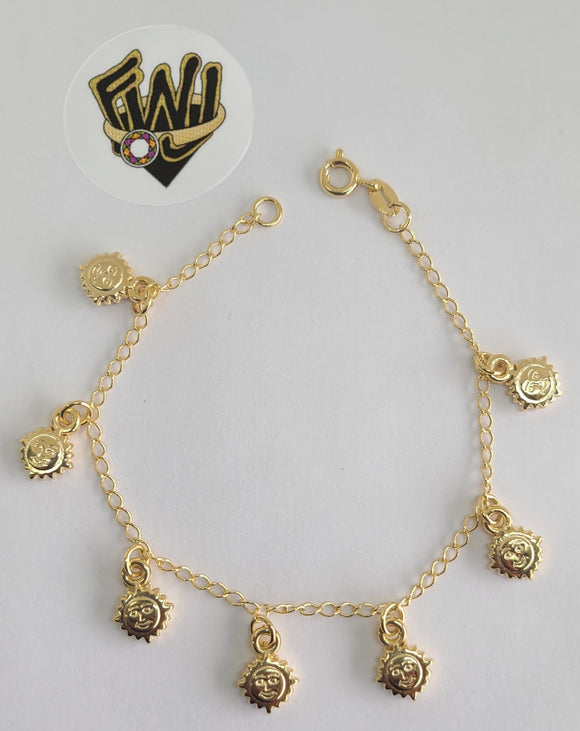 Zivom Infinity Zircon American Diamond Charm 22K Gold Haath Hand  Mangalsutra Bracelet for Women
